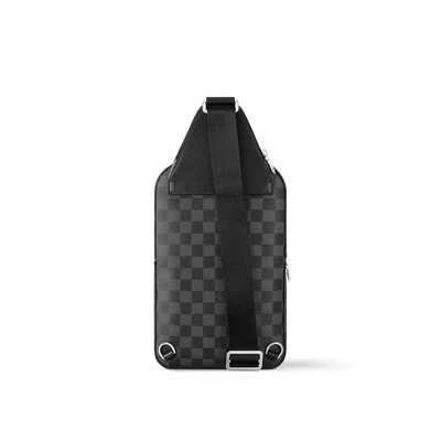 LV - 19
